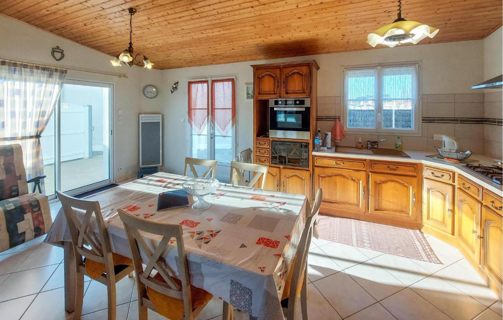 2 Bedroom Gorgeous Home In Bretignolles Sur Mer Exterior foto